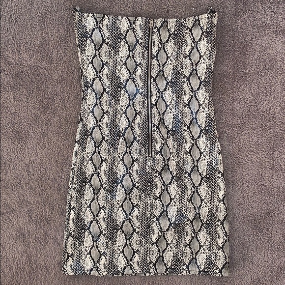 I.AM.GIA Snakeskin Corset skirt - Picture 4 of 4